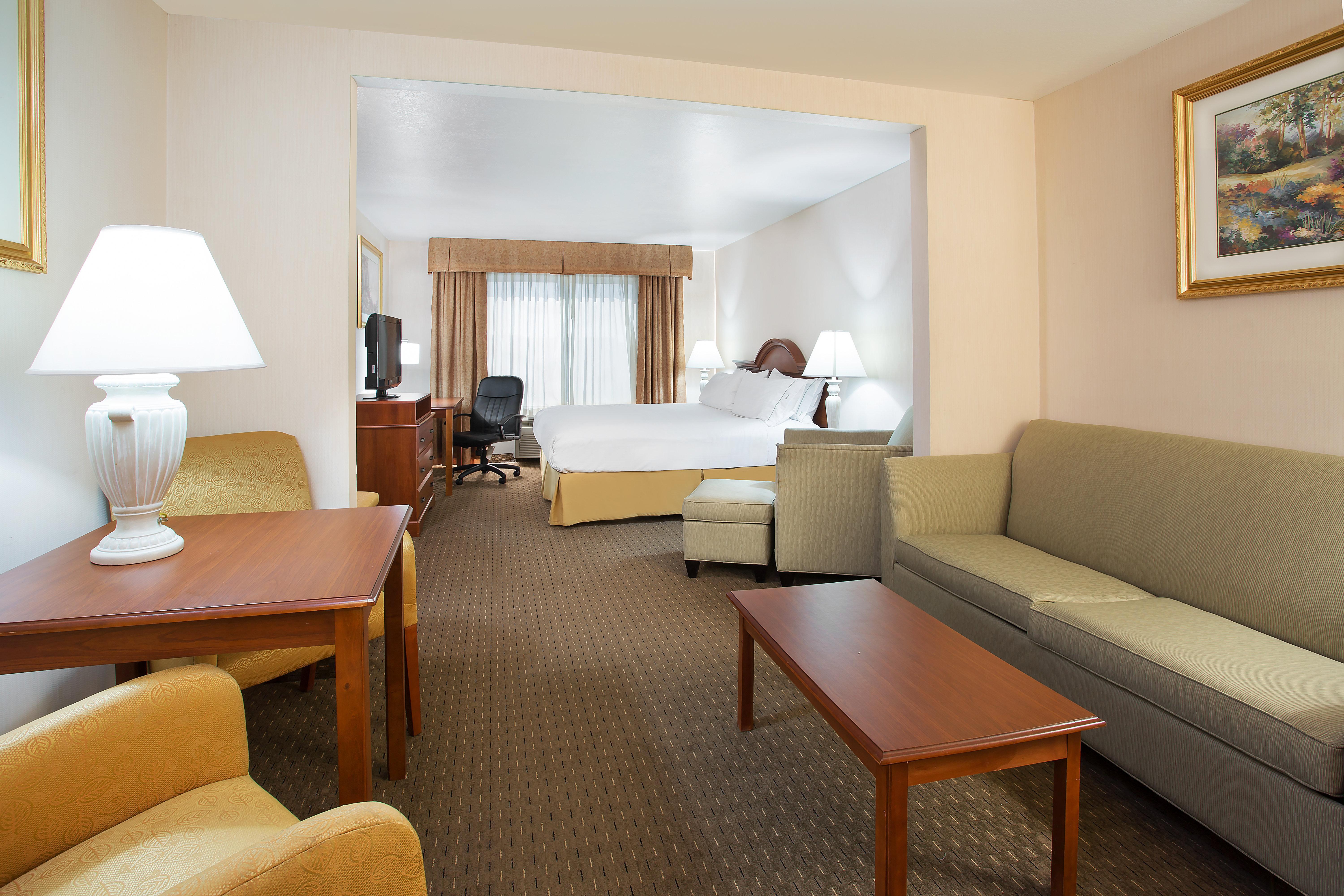 Holiday Inn Express Hotel & Suites Marion By Ihg Екстер'єр фото