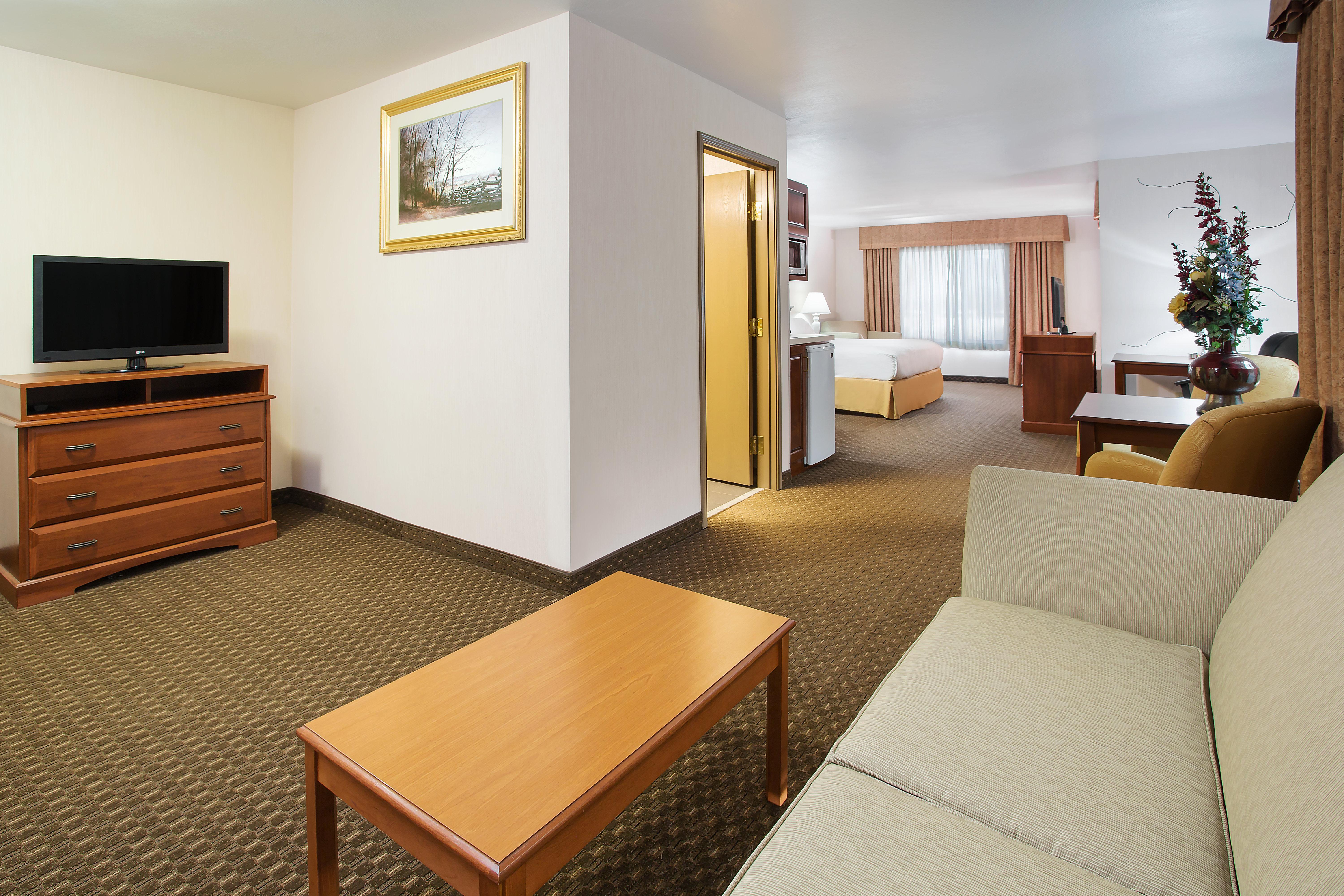 Holiday Inn Express Hotel & Suites Marion By Ihg Екстер'єр фото