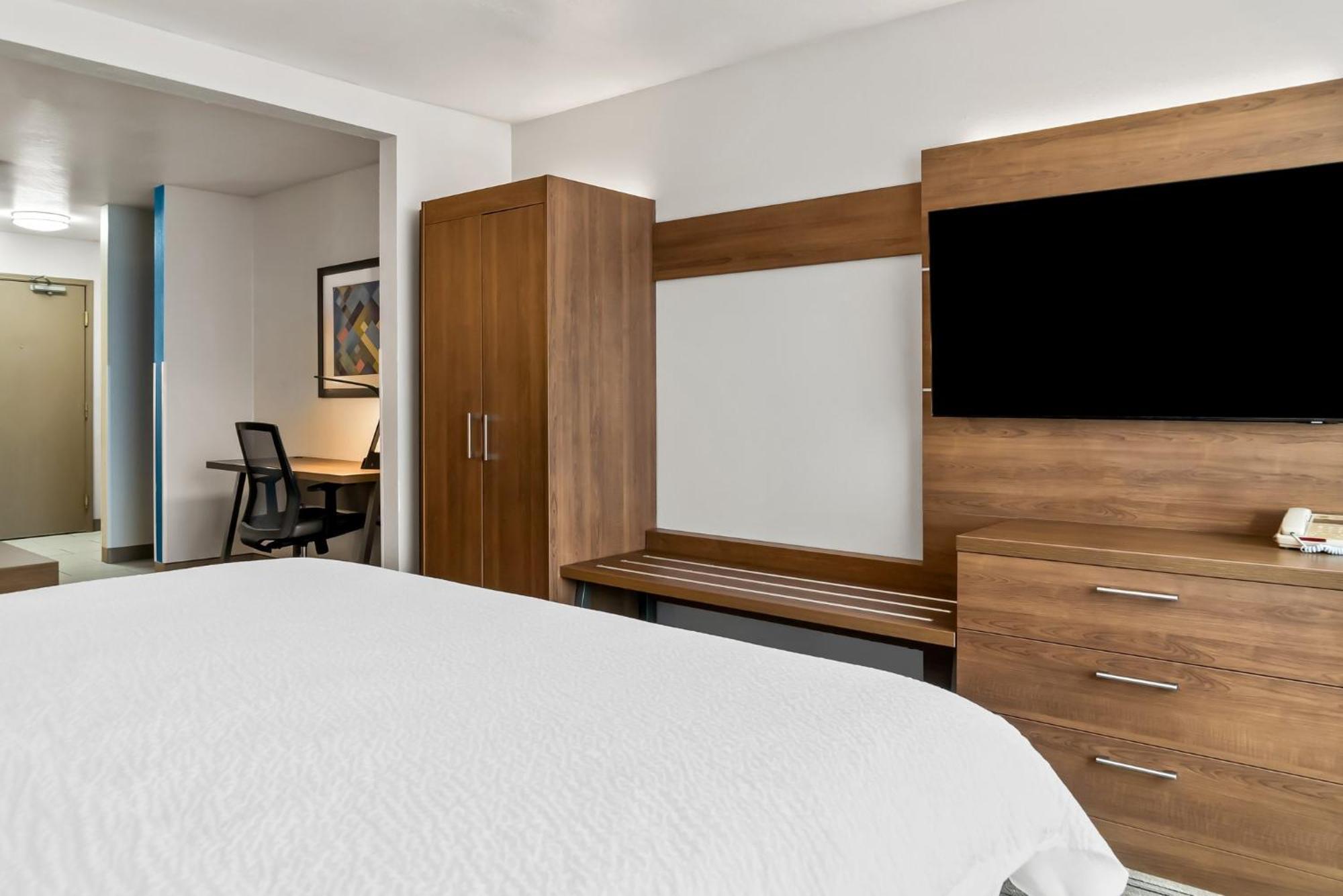 Holiday Inn Express Hotel & Suites Marion By Ihg Екстер'єр фото