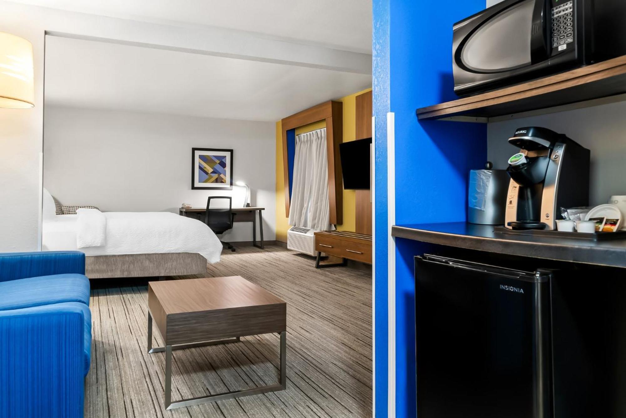 Holiday Inn Express Hotel & Suites Marion By Ihg Екстер'єр фото
