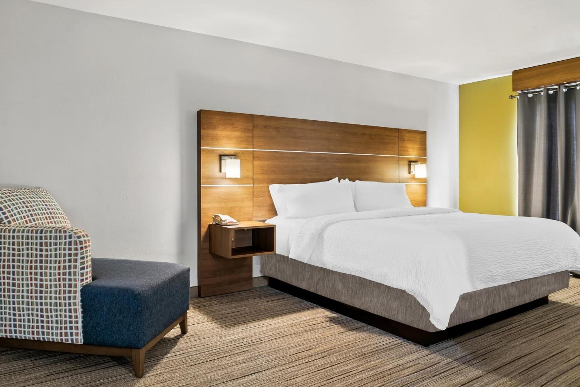 Holiday Inn Express Hotel & Suites Marion By Ihg Екстер'єр фото
