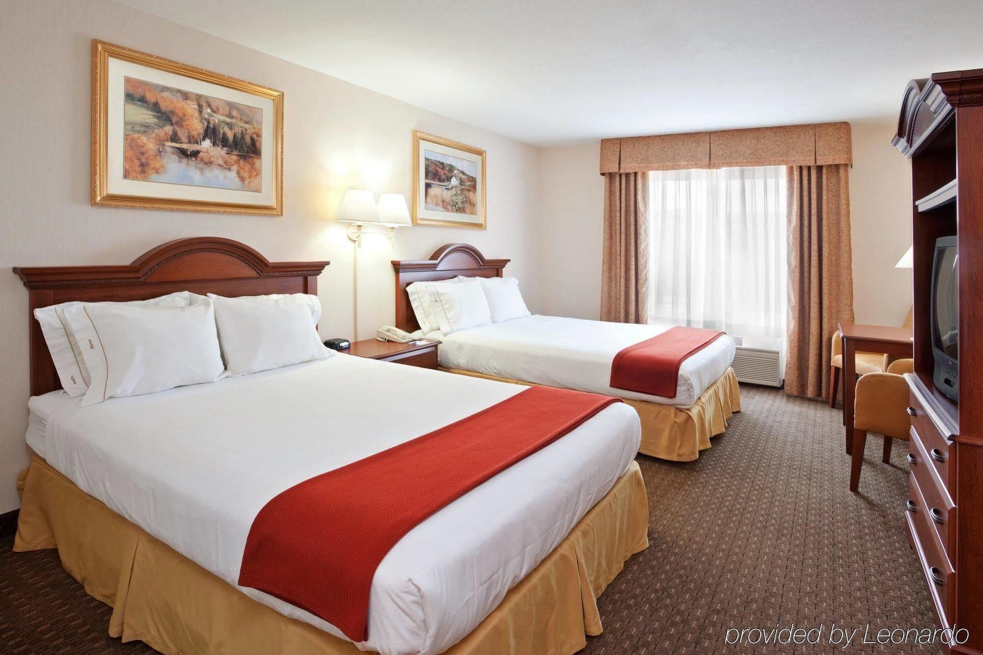 Holiday Inn Express Hotel & Suites Marion By Ihg Екстер'єр фото